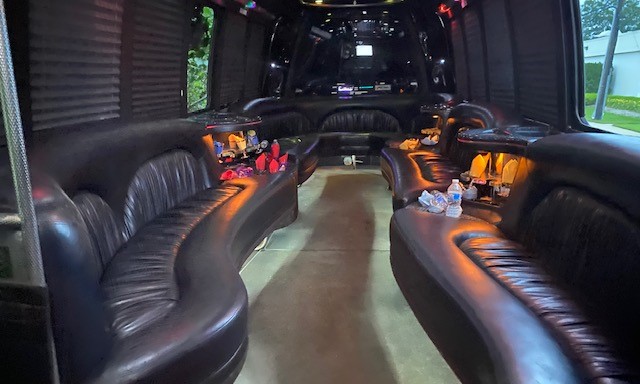 Coach, Limo Bus Exterior